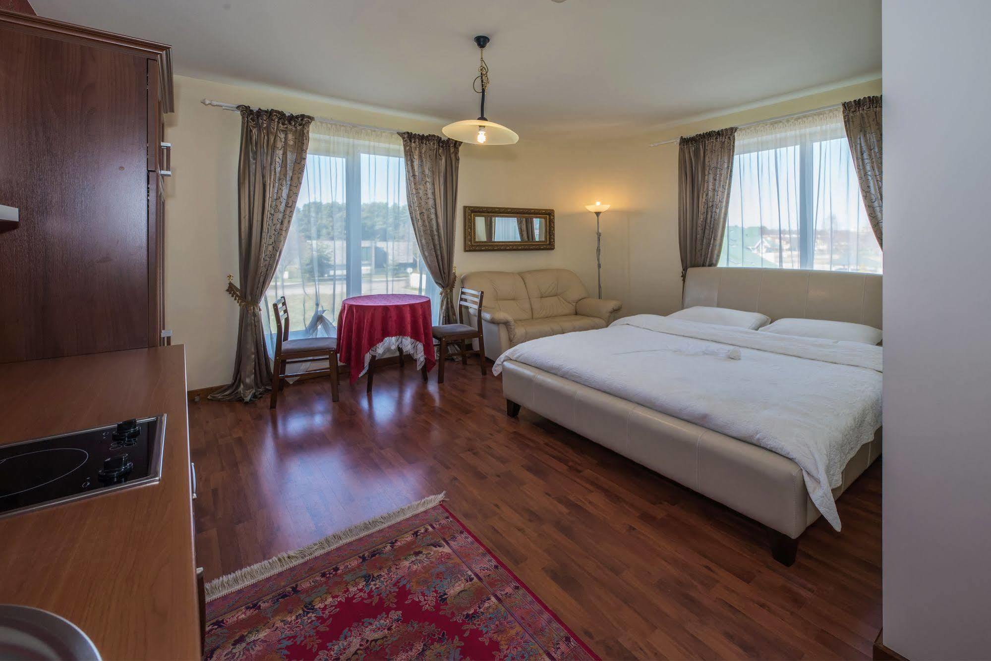Baltas Namas Hotel Palanga Ngoại thất bức ảnh